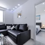 Apartment Andrea 1 *